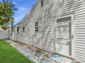14 Lurcott Lane, Central Islip NY 11722