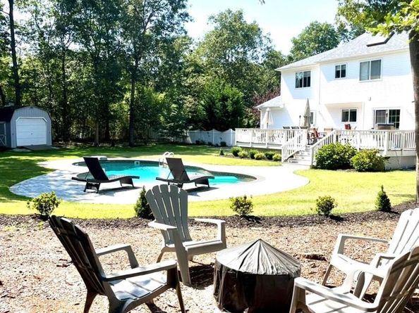 15 Silas Woods Road, Manorville NY 11949