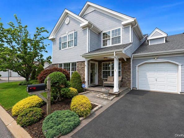 1 Jennifer Lane, Middle Island NY 11953