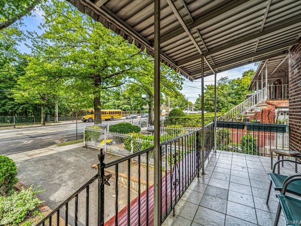 3118 Eastchester Road, Bronx NY 10469