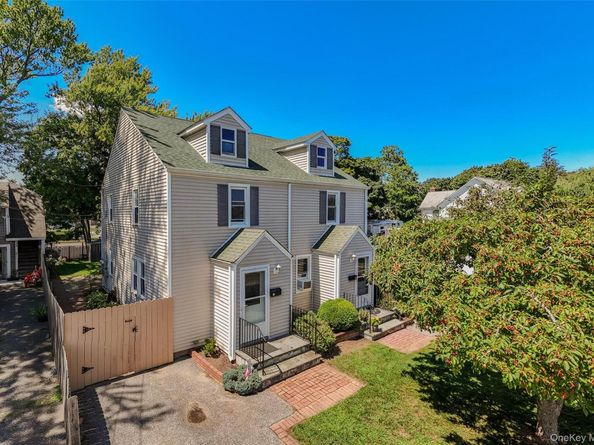 20-22 Henry Street, Kings Park NY 11754