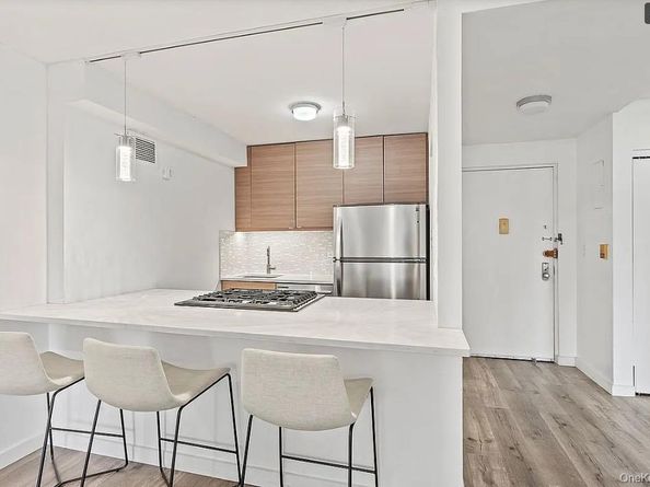 280 Rector Place 9H, New York (Manhattan) NY 10280