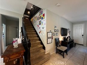 17652 W Murphy Lane, Northridge (los Angeles) CA 91325