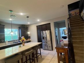 17652 W Murphy Lane, Northridge (los Angeles) CA 91325