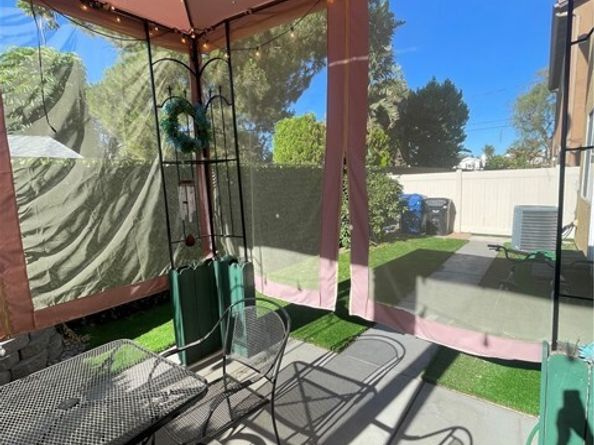 17652 W Murphy Lane, Northridge (los Angeles) CA 91325