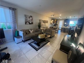 17652 W Murphy Lane, Northridge (los Angeles) CA 91325