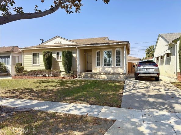 2917 del amo, Lakewood CA 90712