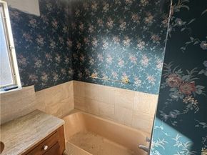 17545 Community Street, Northridge (los Angeles) CA 91325