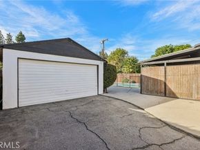 6539 Blucher Avenue, Van Nuys (los Angeles) CA 91406