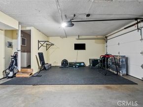 14435 Plummer 23, Panorama City (los Angeles) CA 91402