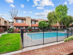 14435 Plummer 23, Panorama City (los Angeles) CA 91402