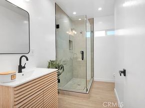 14868 Envoy, Sylmar (los Angeles) CA 91342