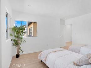 14868 Envoy, Sylmar (los Angeles) CA 91342