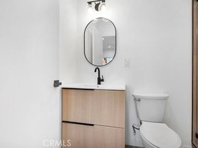 14868 Envoy, Sylmar (los Angeles) CA 91342