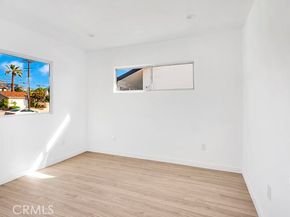 14868 Envoy, Sylmar (los Angeles) CA 91342