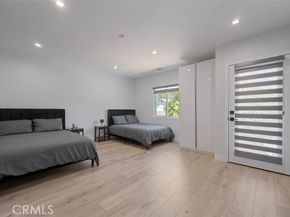 17043 Gunther Street, Granada Hills (los Angeles) CA 91344