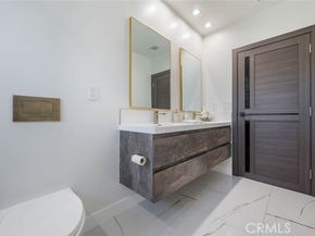 17043 Gunther Street, Granada Hills (los Angeles) CA 91344