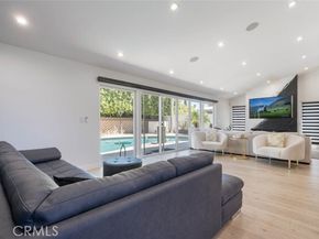 17043 Gunther Street, Granada Hills (los Angeles) CA 91344