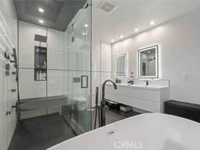 17043 Gunther Street, Granada Hills (los Angeles) CA 91344