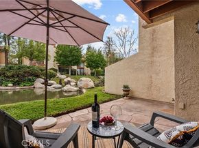 21551 Burbank 96, Woodland Hills (los Angeles) CA 91367