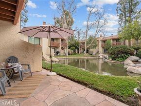 21551 Burbank 96, Woodland Hills (los Angeles) CA 91367