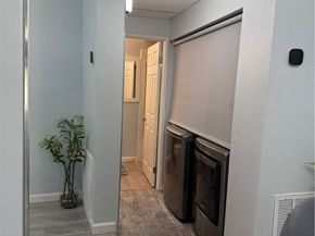 19009 Sherman 16, Reseda (los Angeles) CA 91335