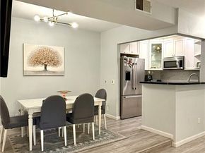 19009 Sherman 16, Reseda (los Angeles) CA 91335