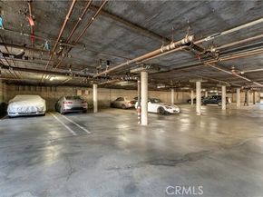 21040 Parthenia 25, Canoga Park (los Angeles) CA 91304