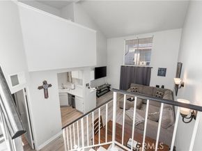 11150 Glenoaks 38, Pacoima (los Angeles) CA 91331