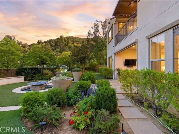 8304 Mariposa Court, West Hills (los Angeles) CA 91304