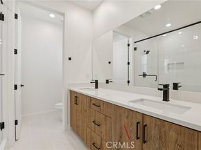 1693 Coral Sea Lane, San Pedro (los Angeles) CA 90731