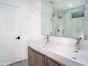 5161 Nestle Avenue, Tarzana (los Angeles) CA 91356