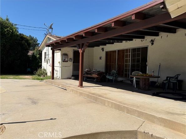16626 Knapp, North Hills (los Angeles) CA 91343