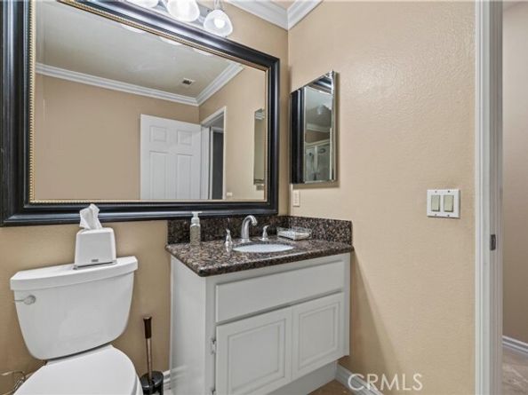 71 Via Barcaza, Laguna Hills CA 92679