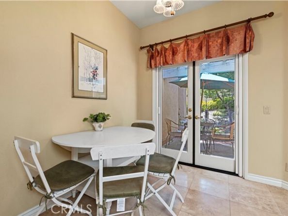 71 Via Barcaza, Laguna Hills CA 92679