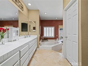 71 Via Barcaza, Laguna Hills CA 92679