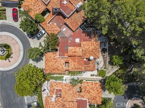 71 Via Barcaza, Laguna Hills CA 92679