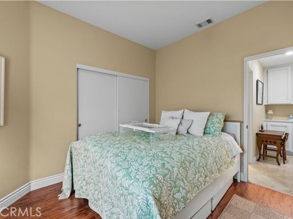 71 Via Barcaza, Laguna Hills CA 92679