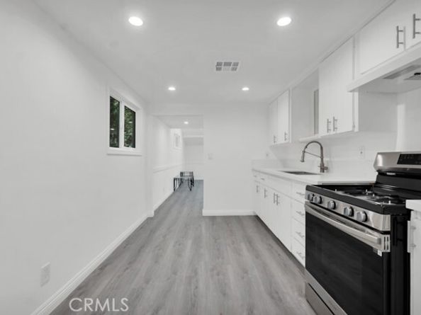 10732 Hatteras Street, North Hollywood (los Angeles) CA 91601
