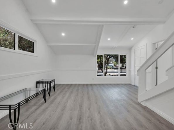 10732 Hatteras Street, North Hollywood (los Angeles) CA 91601