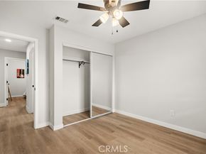 11845 Gladstone Avenue, Sylmar (los Angeles) CA 91342