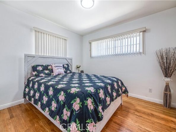 16053 Devonshire Street, Granada Hills (los Angeles) CA 91344