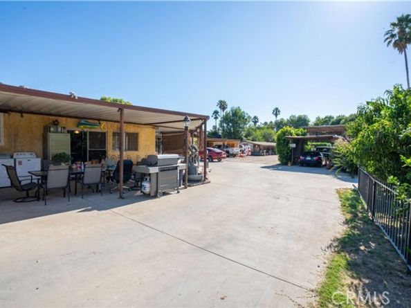 7645 Wilbur Avenue, Reseda (los Angeles) CA 91335