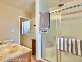 11806 Neenach Street, Sun Valley (los Angeles) CA 91352