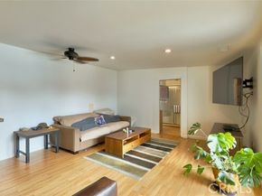 11806 Neenach Street, Sun Valley (los Angeles) CA 91352