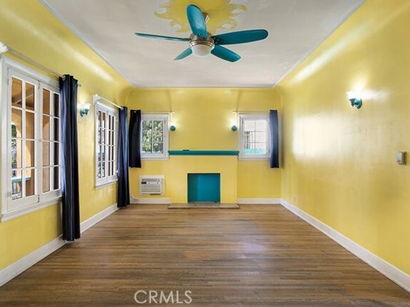 4948 Riverton Avenue, North Hollywood (los Angeles) CA 91601