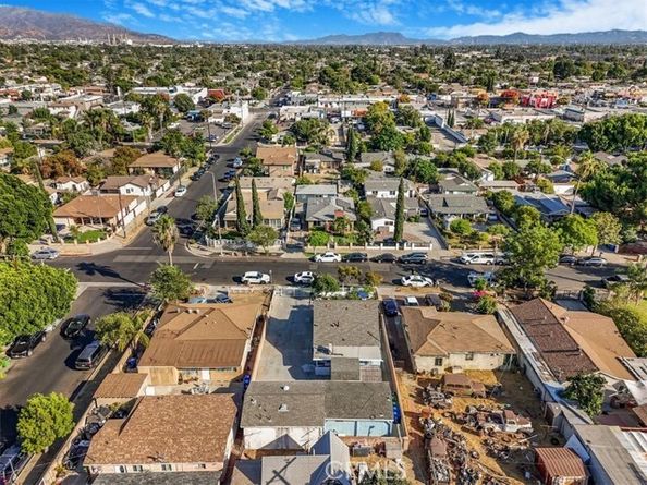 13737 Mercer Street, Pacoima (los Angeles) CA 91331
