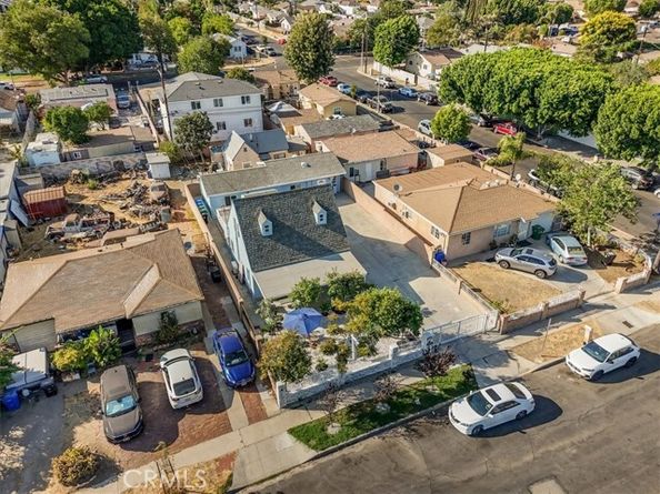 13737 Mercer Street, Pacoima (los Angeles) CA 91331