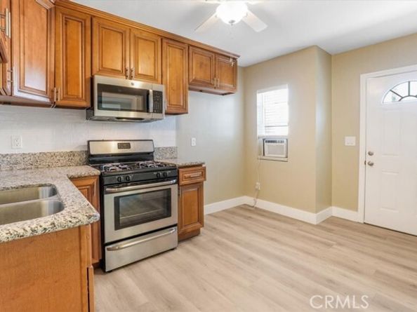 13737 Mercer Street, Pacoima (los Angeles) CA 91331
