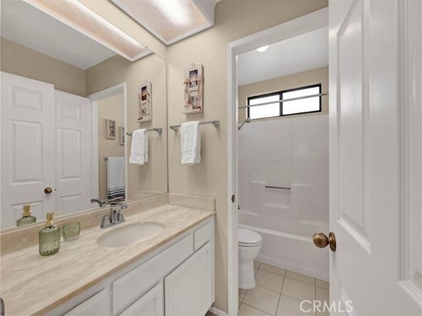 8623 Lurline Avenue, Winnetka (los Angeles) CA 91306